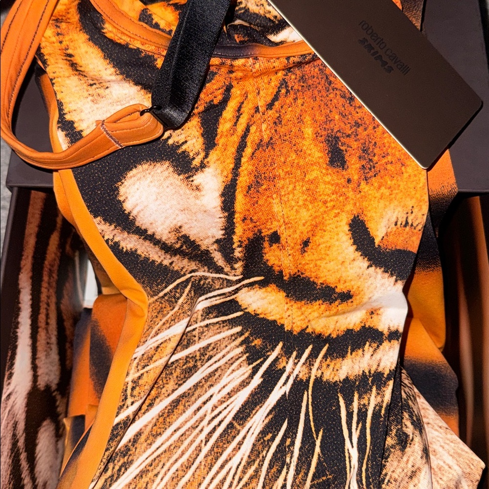 🔥NWT Roberto Cavalli x SKIMS Underwire Dress Tiger Face Print 🔥🔥🔥 - Picture 7 of 12